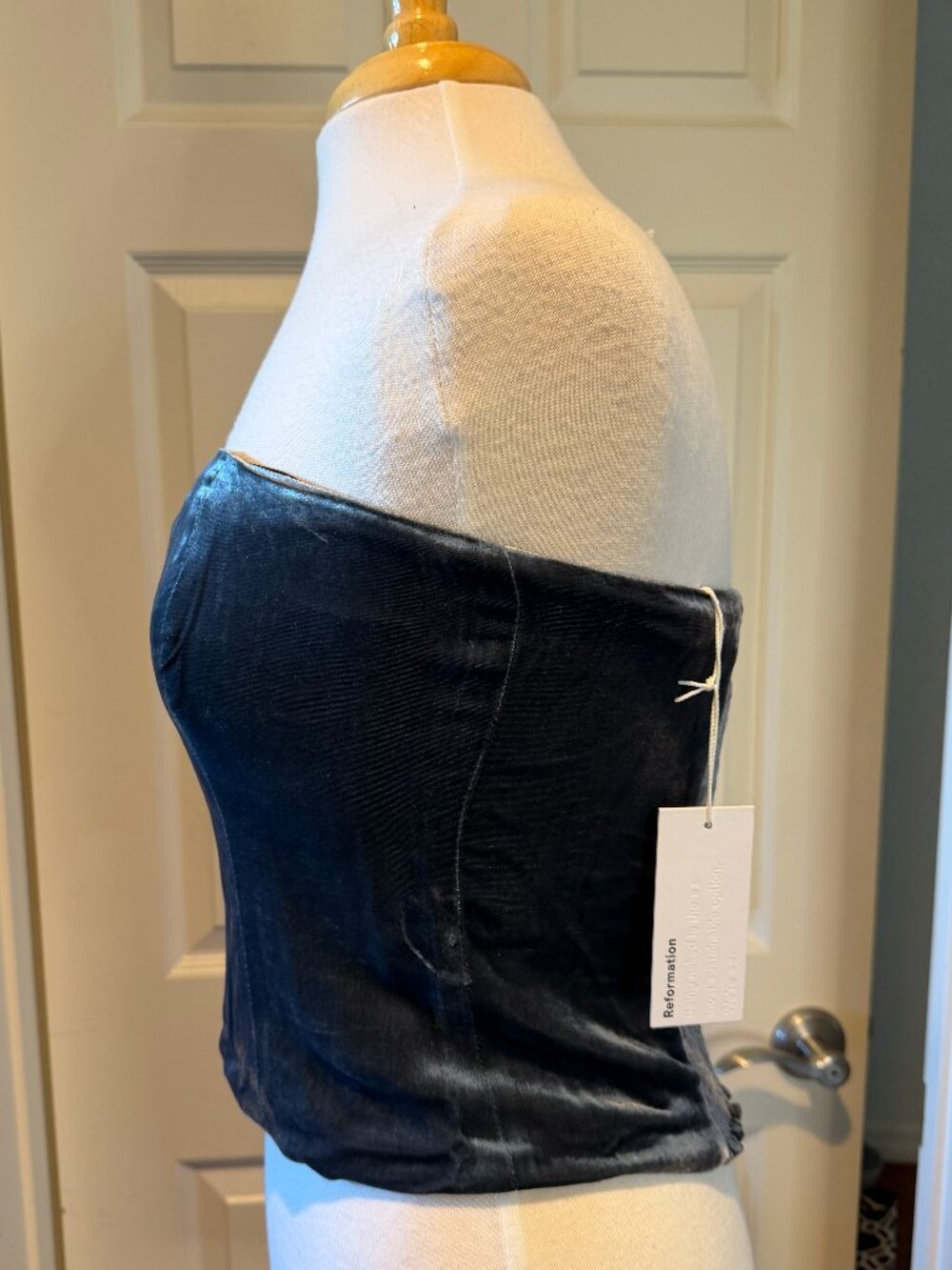 REFORMATION Giorgia velvet strapless top NWT Various Sizes - Picture 5 of 9